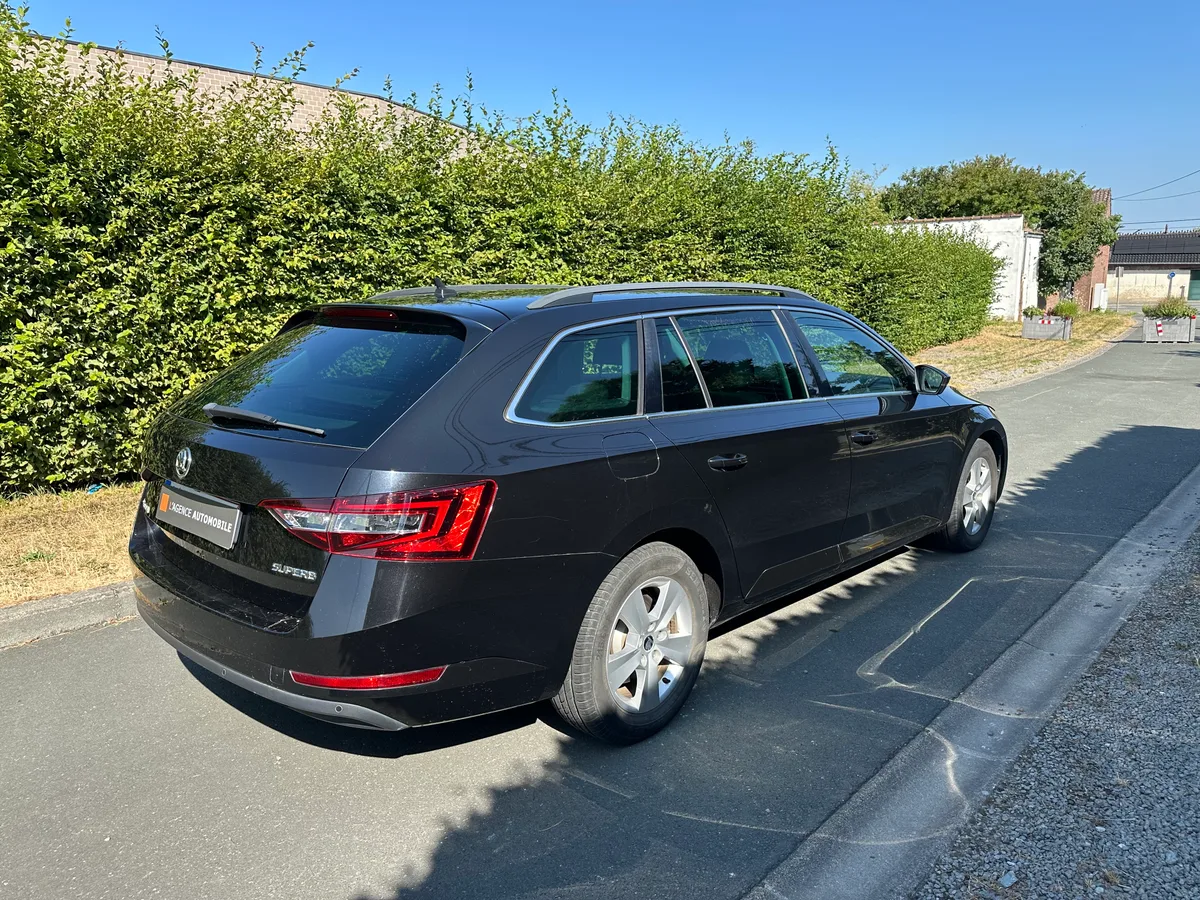 Skoda Superb 2017 — photo 4