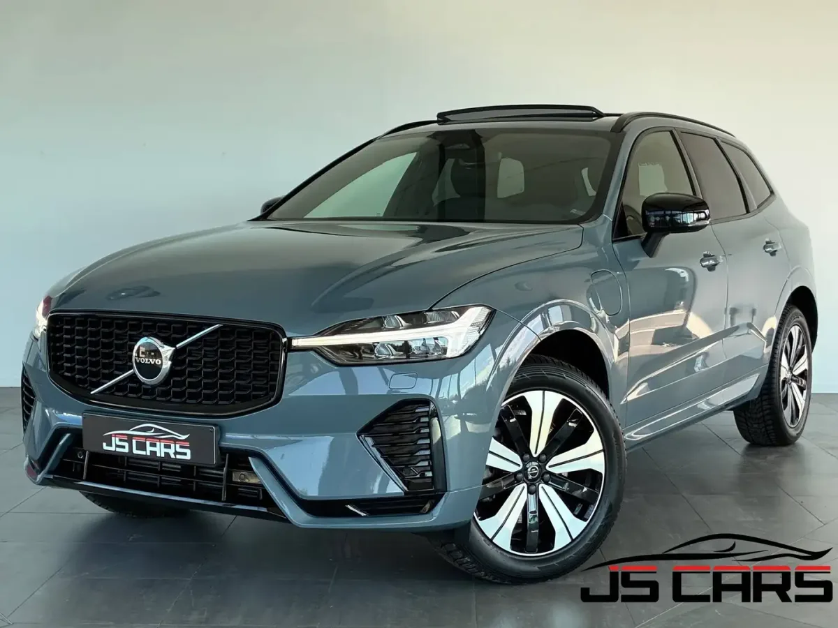 Volvo XC60 2023 — photo 1