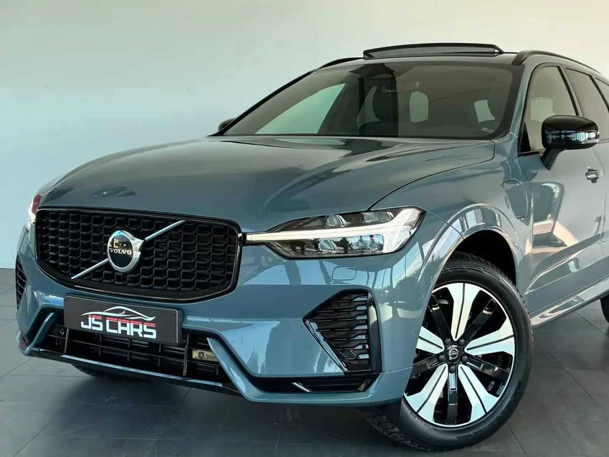 Volvo XC60 2023 — photo 2