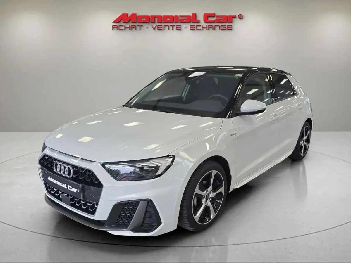 Audi A1 2024 — photo 1