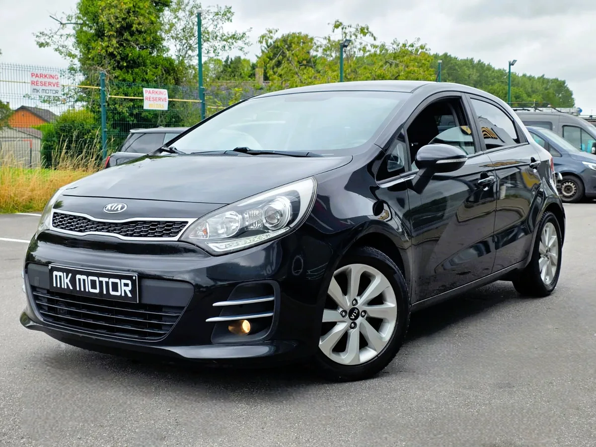 Kia kio 2018 — photo 1