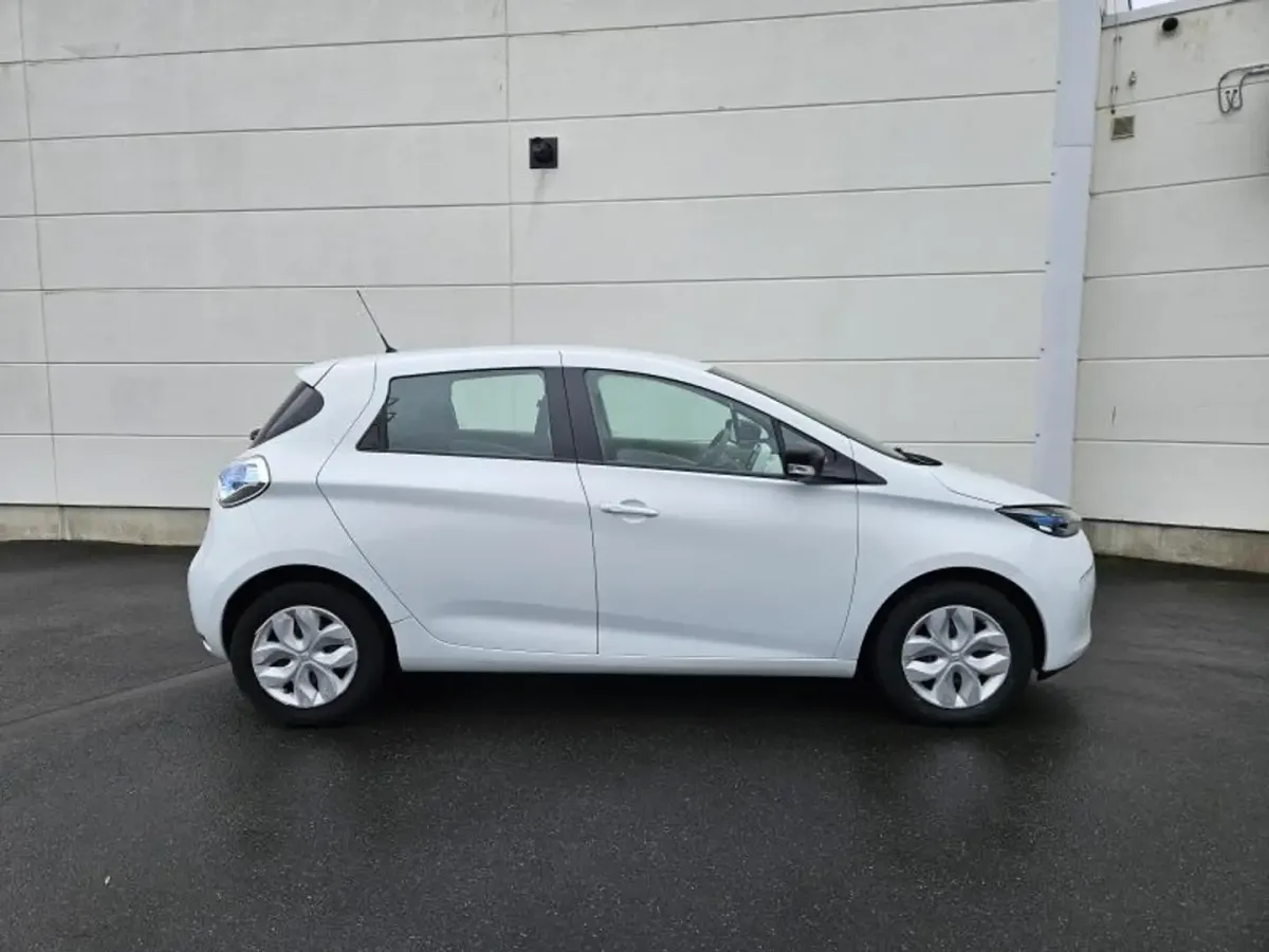 Renault Zoe 2019 — photo 4