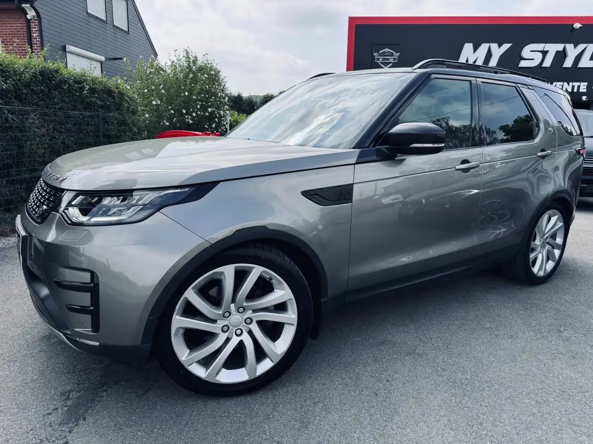 Land Rover Discovery 2018 — photo 1