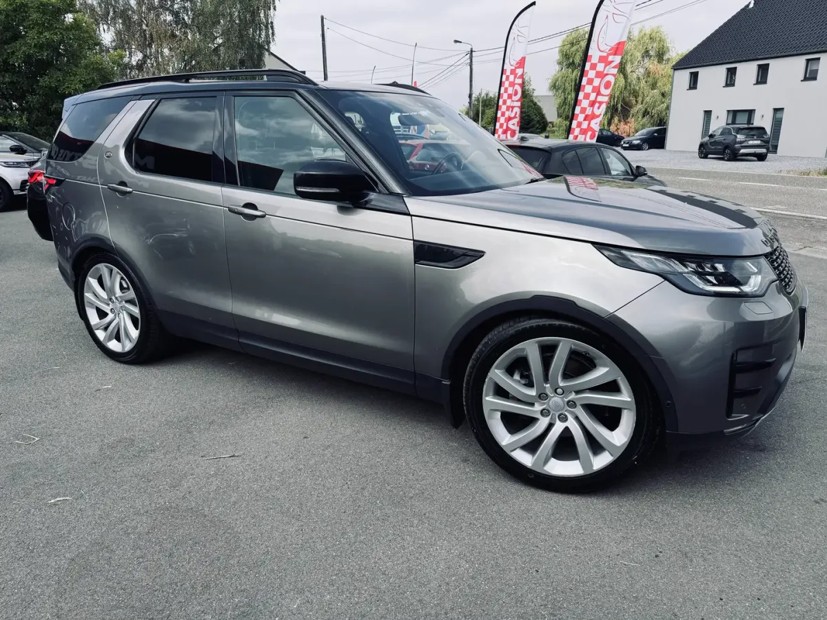 Land Rover Discovery 2018 — photo 3