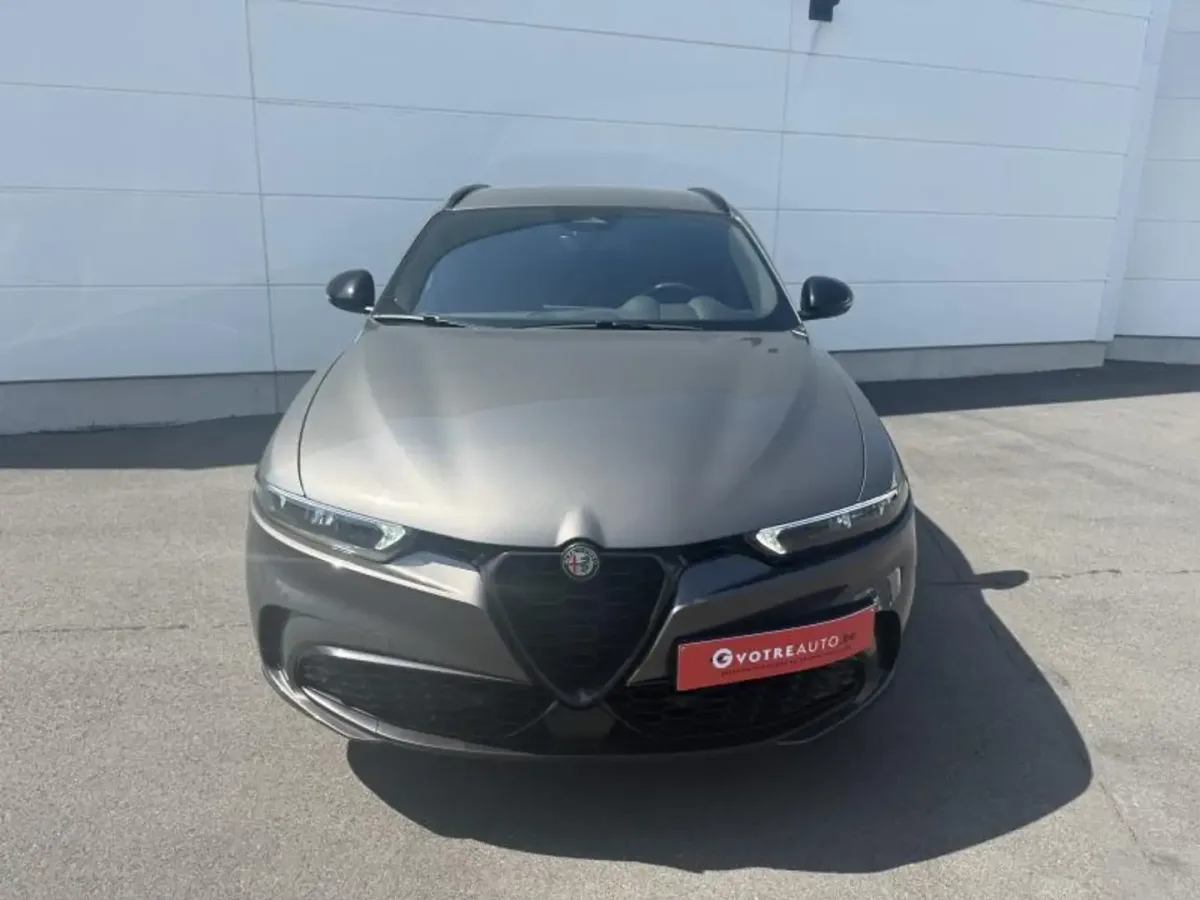 Alfa Romeo Tonale 2023 — photo 2