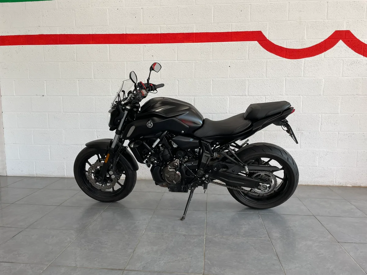 Yamaha MT-07 2018 — photo 4