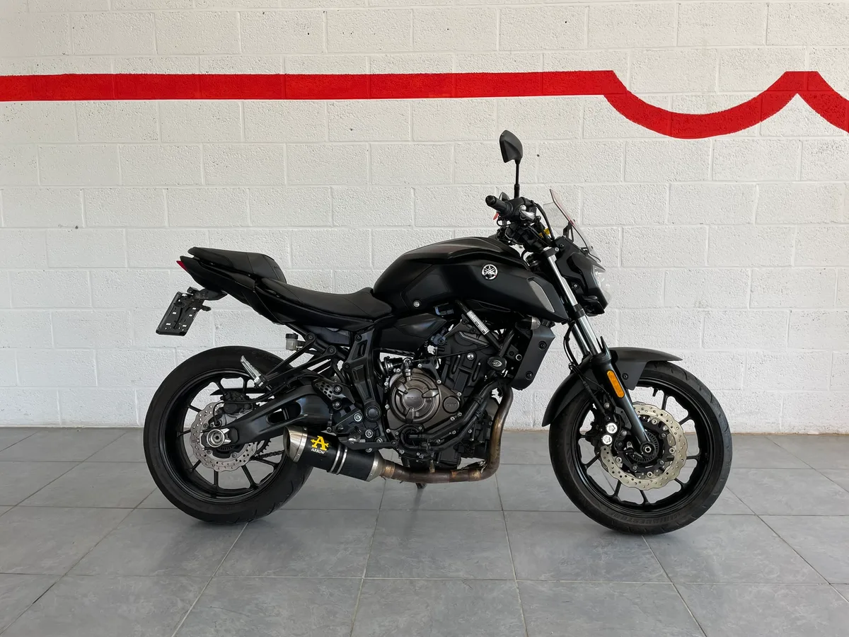 Yamaha MT-07 2018 — photo 3