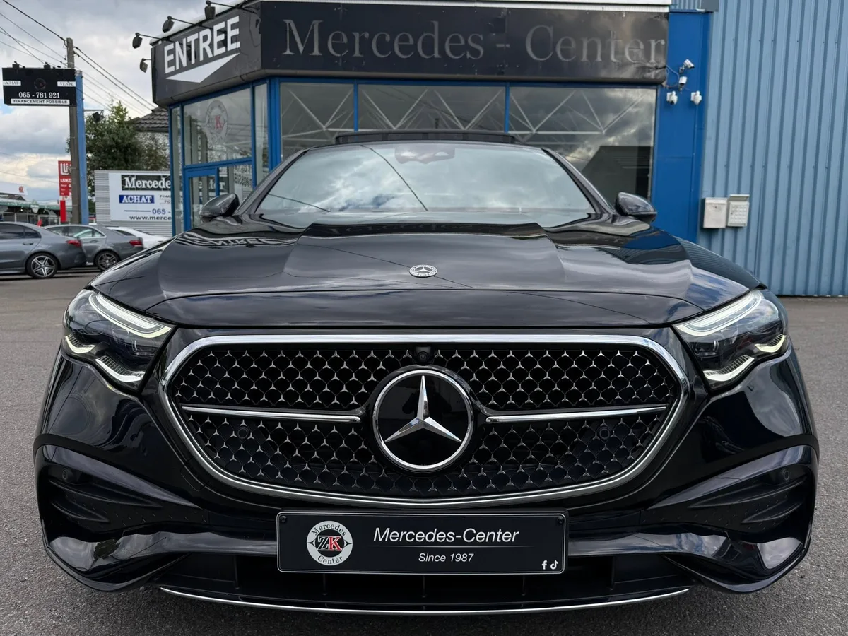 Mercedes-Benz Classe E 2025 — photo 3