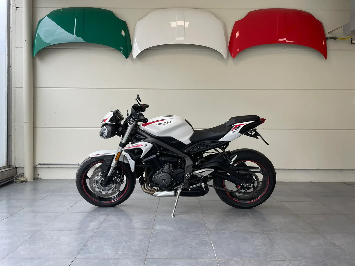 Triumph Street Triple 2020 — photo 4
