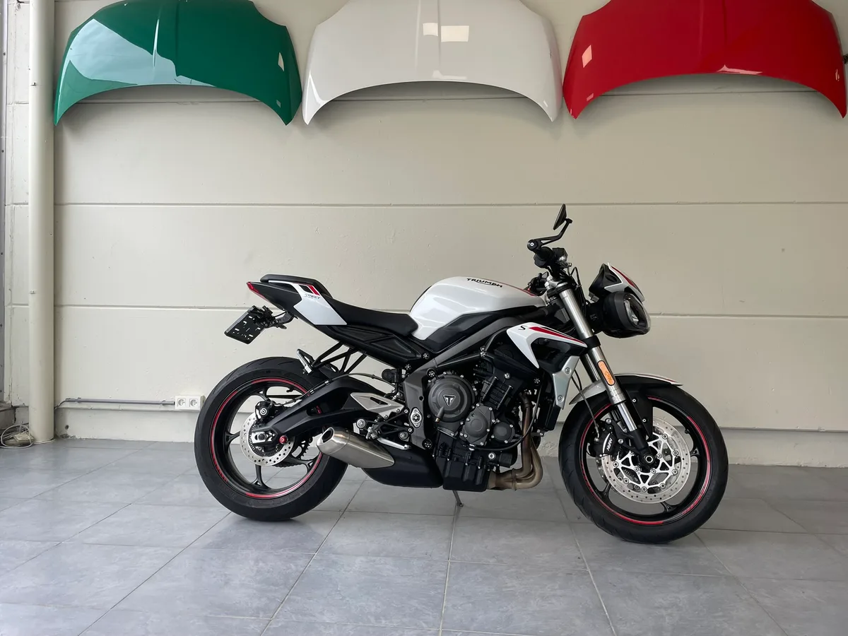 Triumph Street Triple 2020 — photo 3