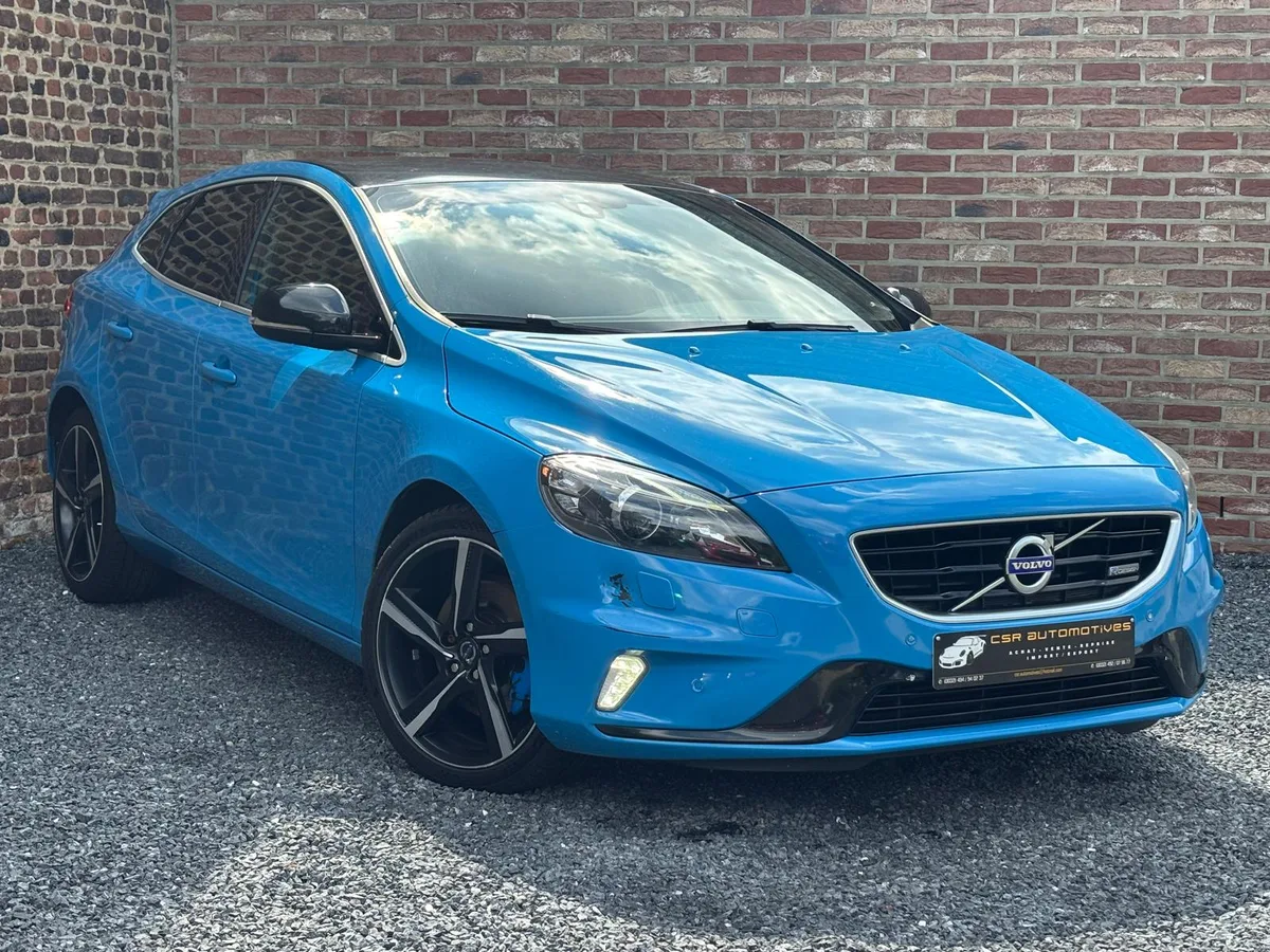 Volvo V40 2013 — photo 2