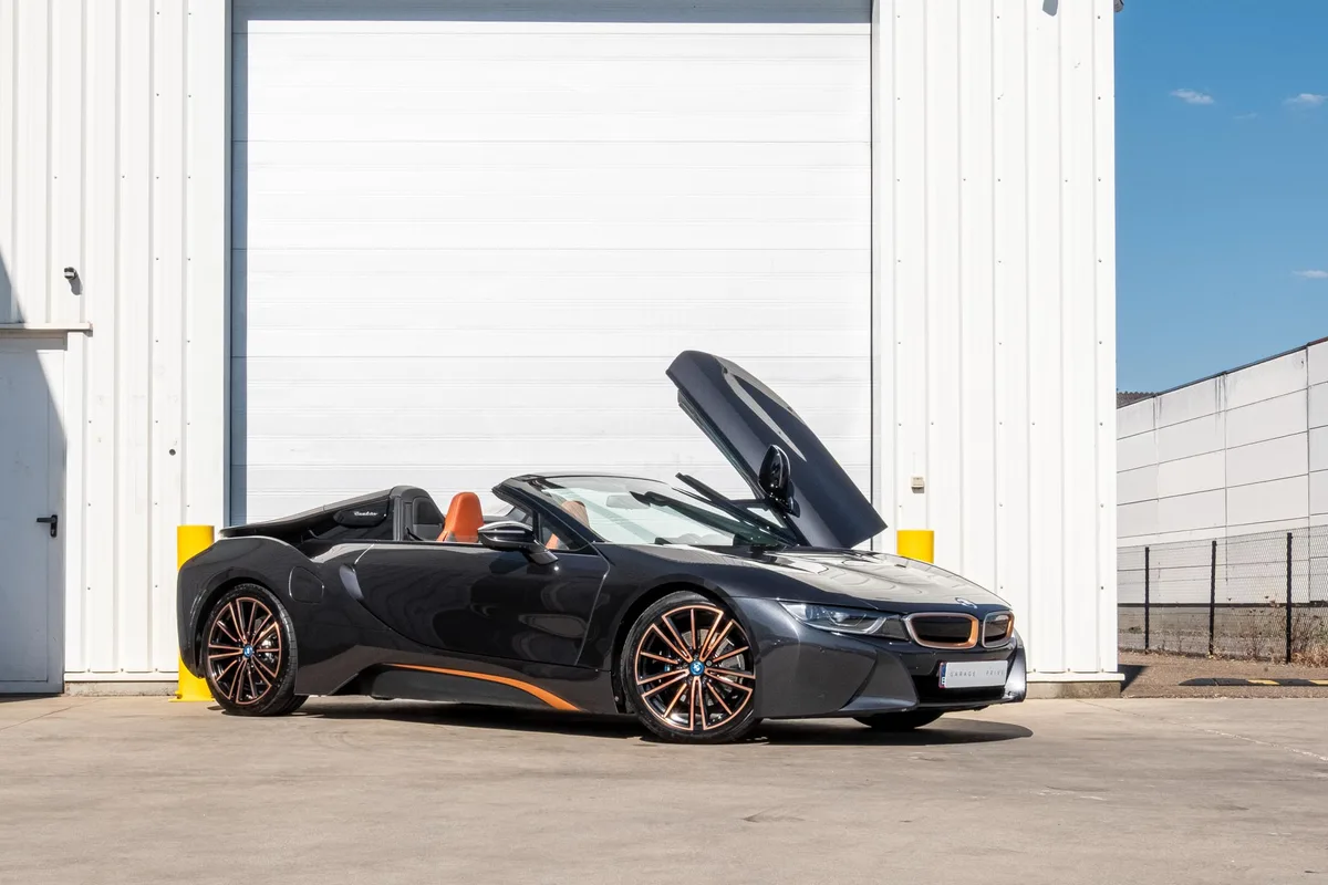BMW i8 2020 — photo 2