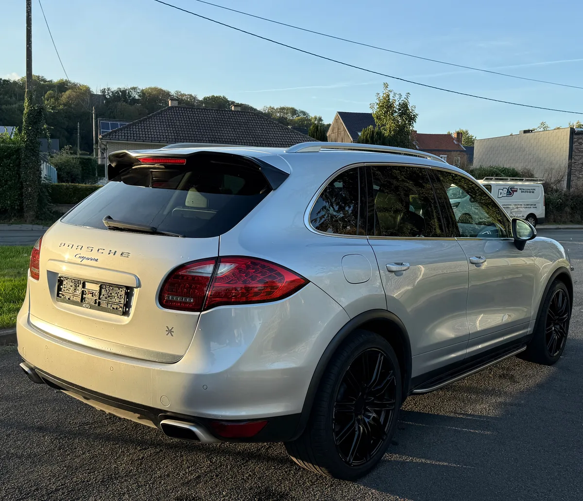 Porsche Cayenne 2010 — photo 4