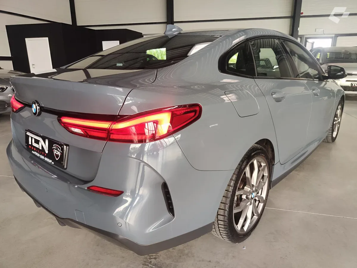 BMW 216d 2022 — photo 4