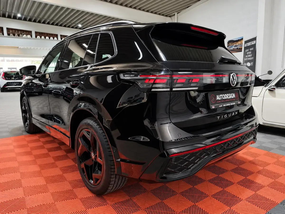 Volkswagen Tiguan 2024 — photo 4