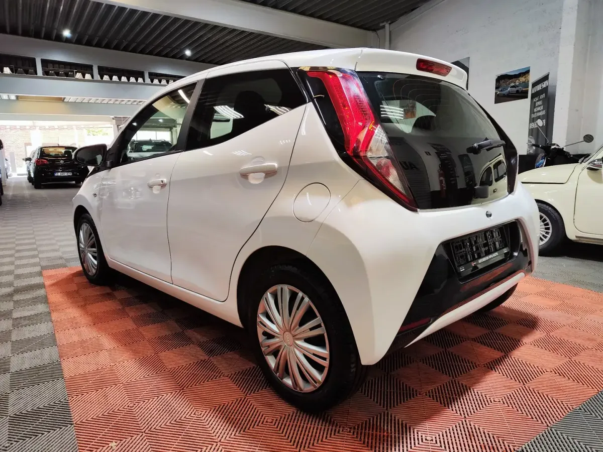 Toyota aygo 2022 — photo 3