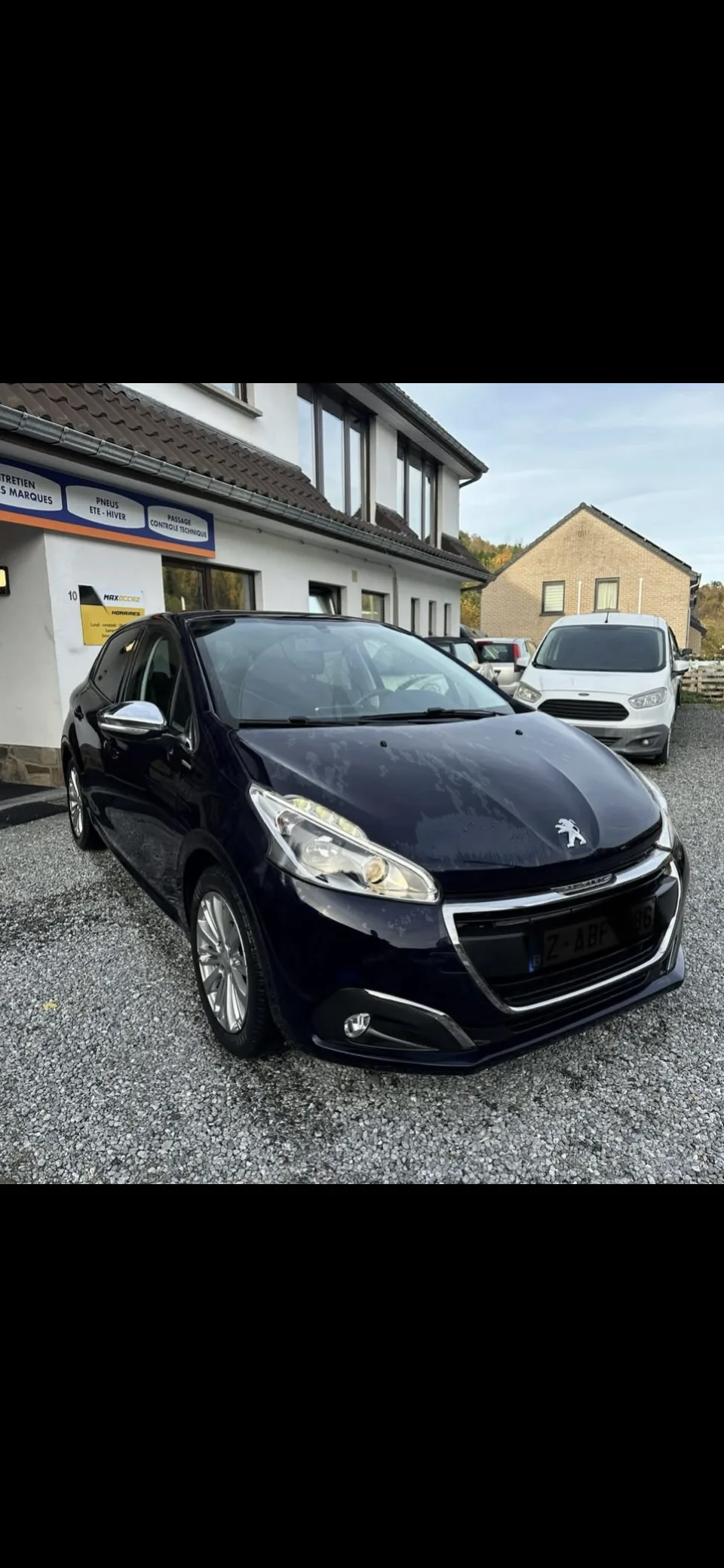 Peugeot 208 2018 — photo 1