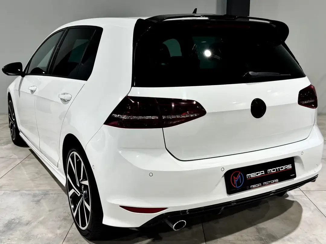 Volkswagen Golf 2017 — photo 2