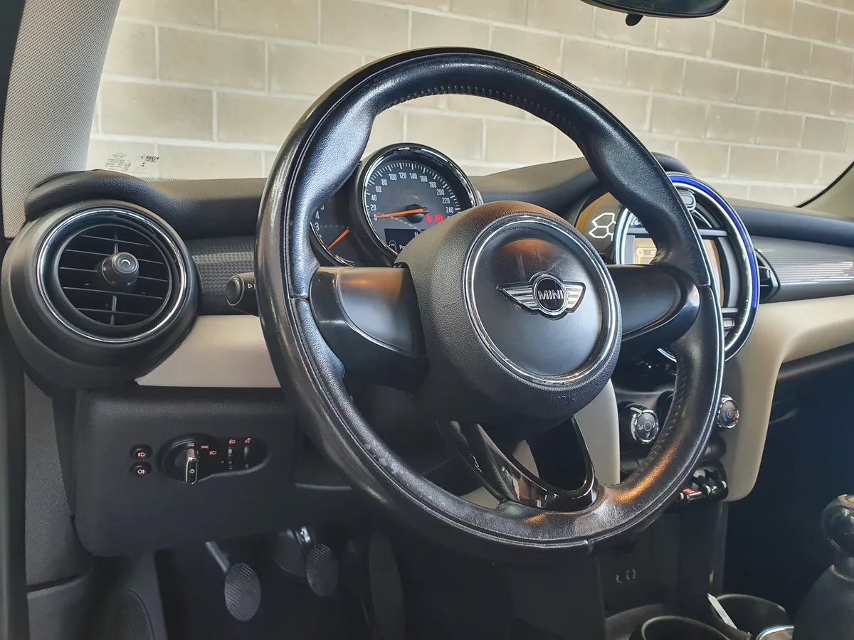MINI Hatch 3 portes 2015 — photo 3