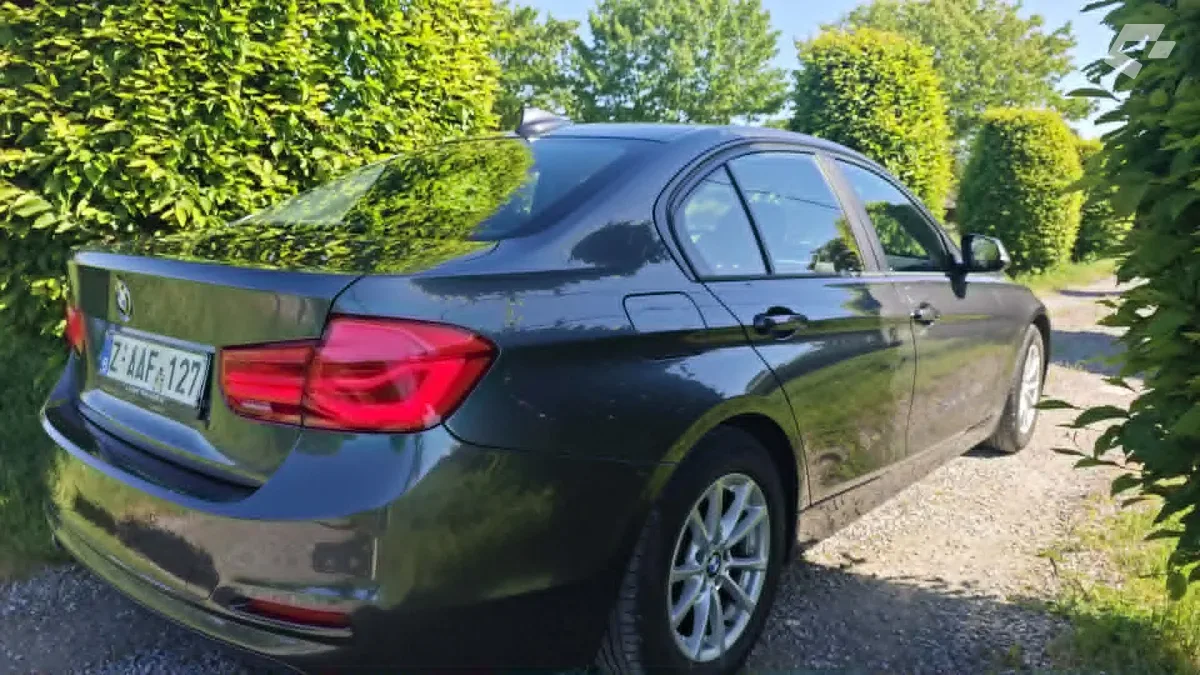 BMW Série 3 2018 — photo 4