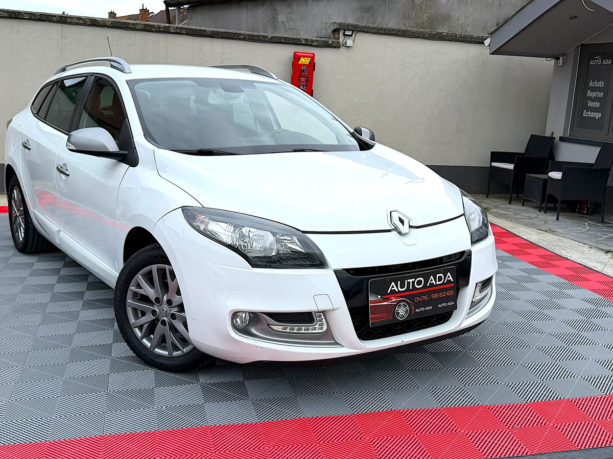Renault Mégane 2013 — photo 1