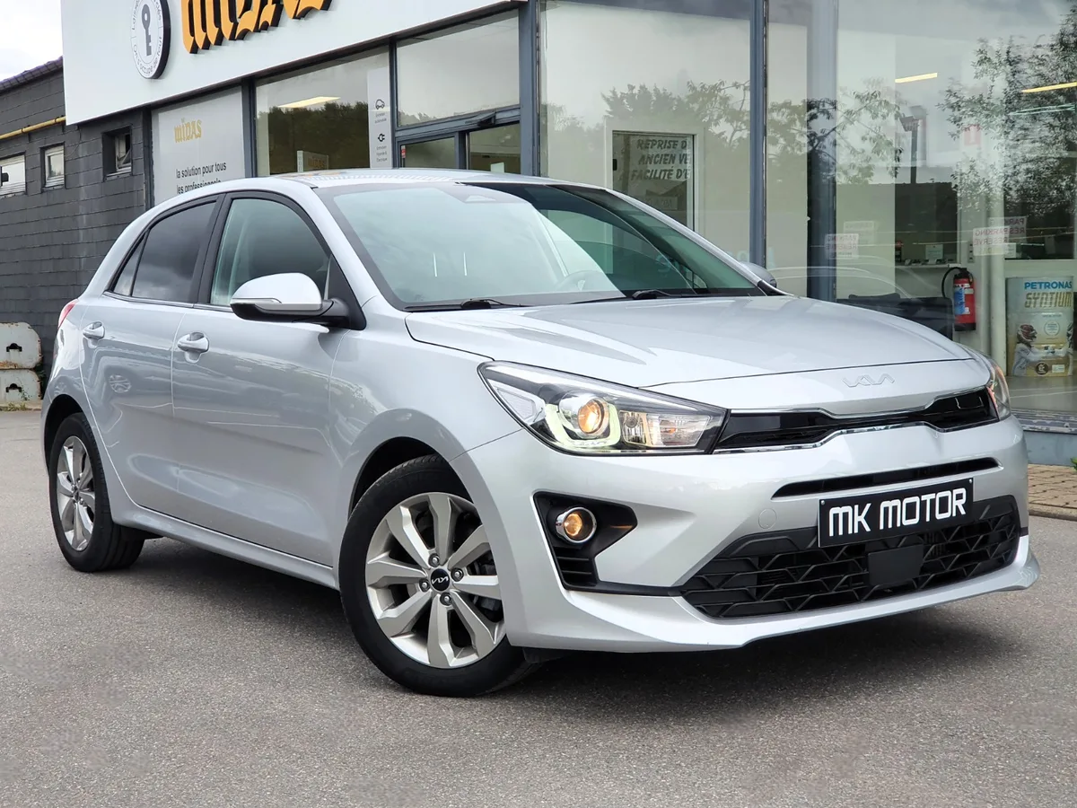 Kia Rio 2023 — photo 1
