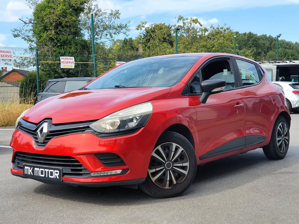 Renault Clio 2017 — photo 1