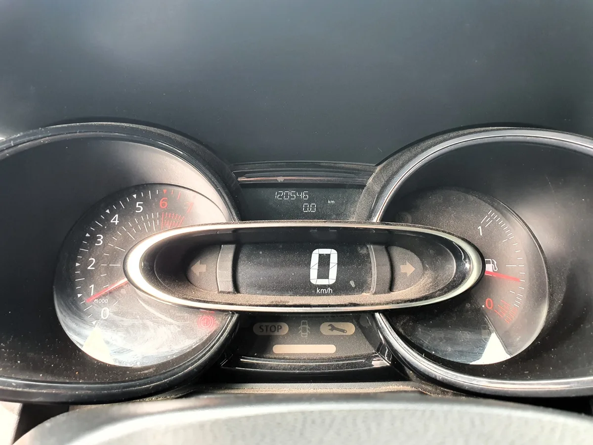 Renault Clio 2017 — photo 3