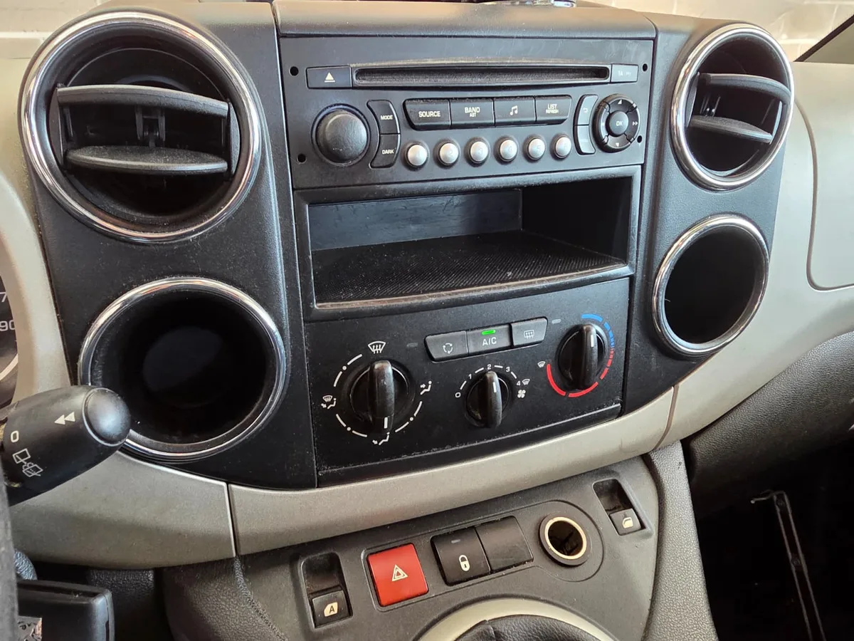 Peugeot Partner 2015 — photo 4