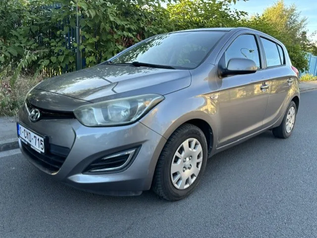 Hyundai I20 2013 — photo 1