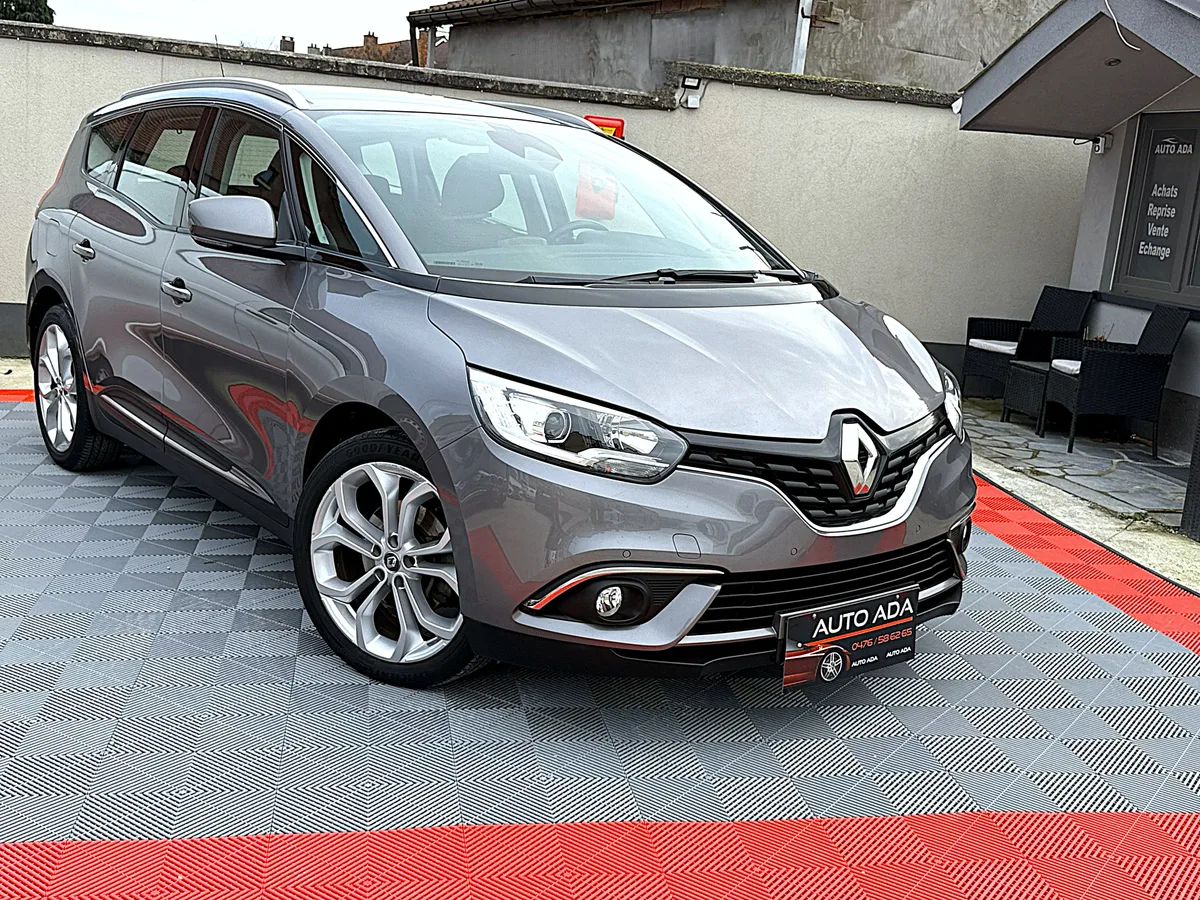 Renault Scénic 2018 — photo 1
