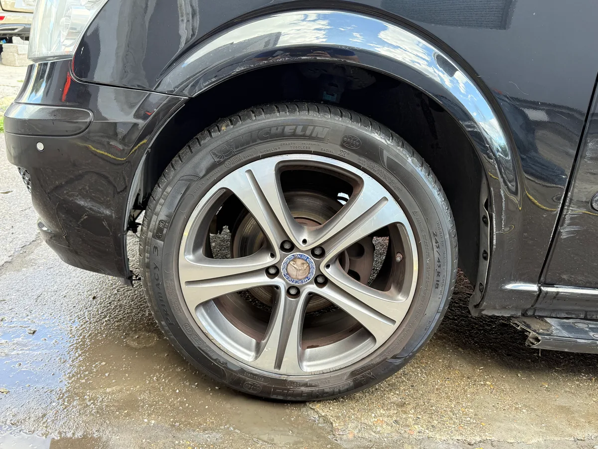 Mercedes-Benz Viano 2014 — photo 4