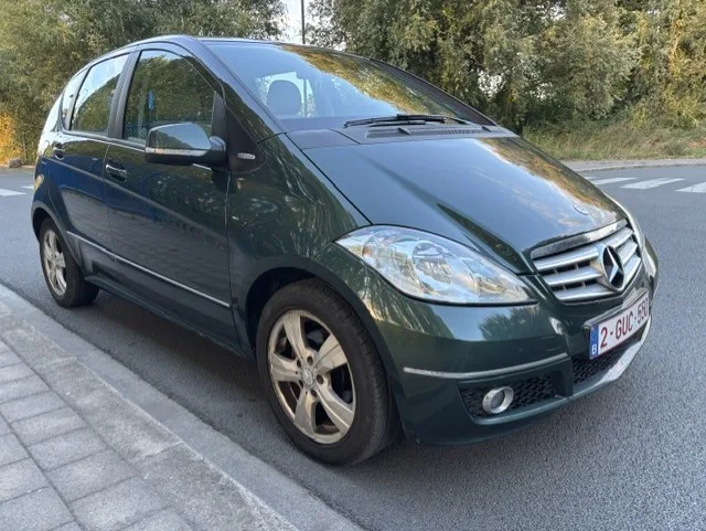 Mercedes-Benz Classe A 2011 — photo 2