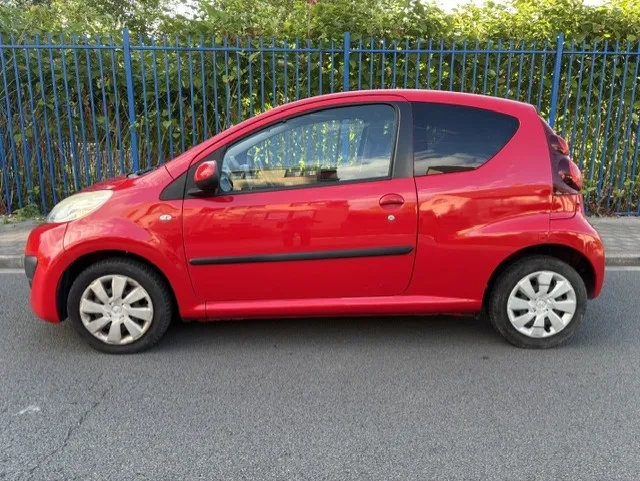 Peugeot 107 2012 — photo 3