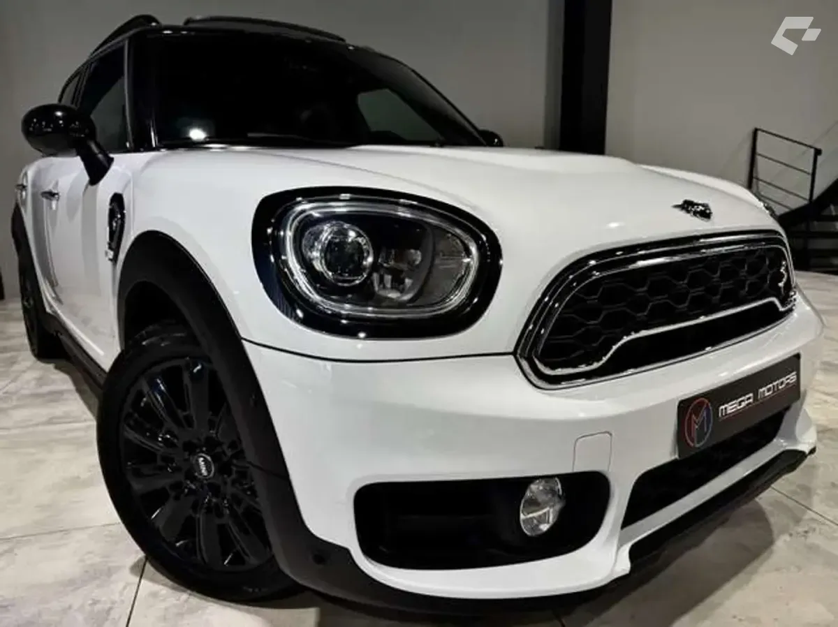 MINI Countryman 2019 — photo 1