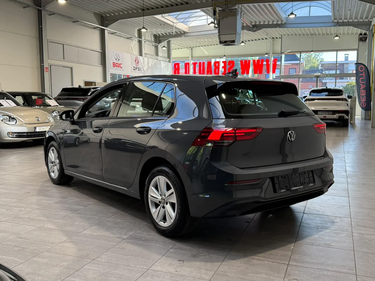 Volkswagen Golf 2021 — photo 2