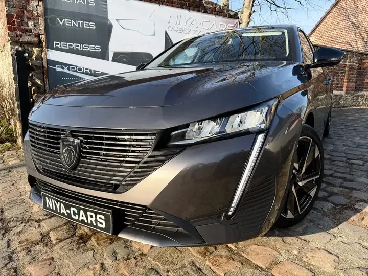 Peugeot 308 2022 — photo 1