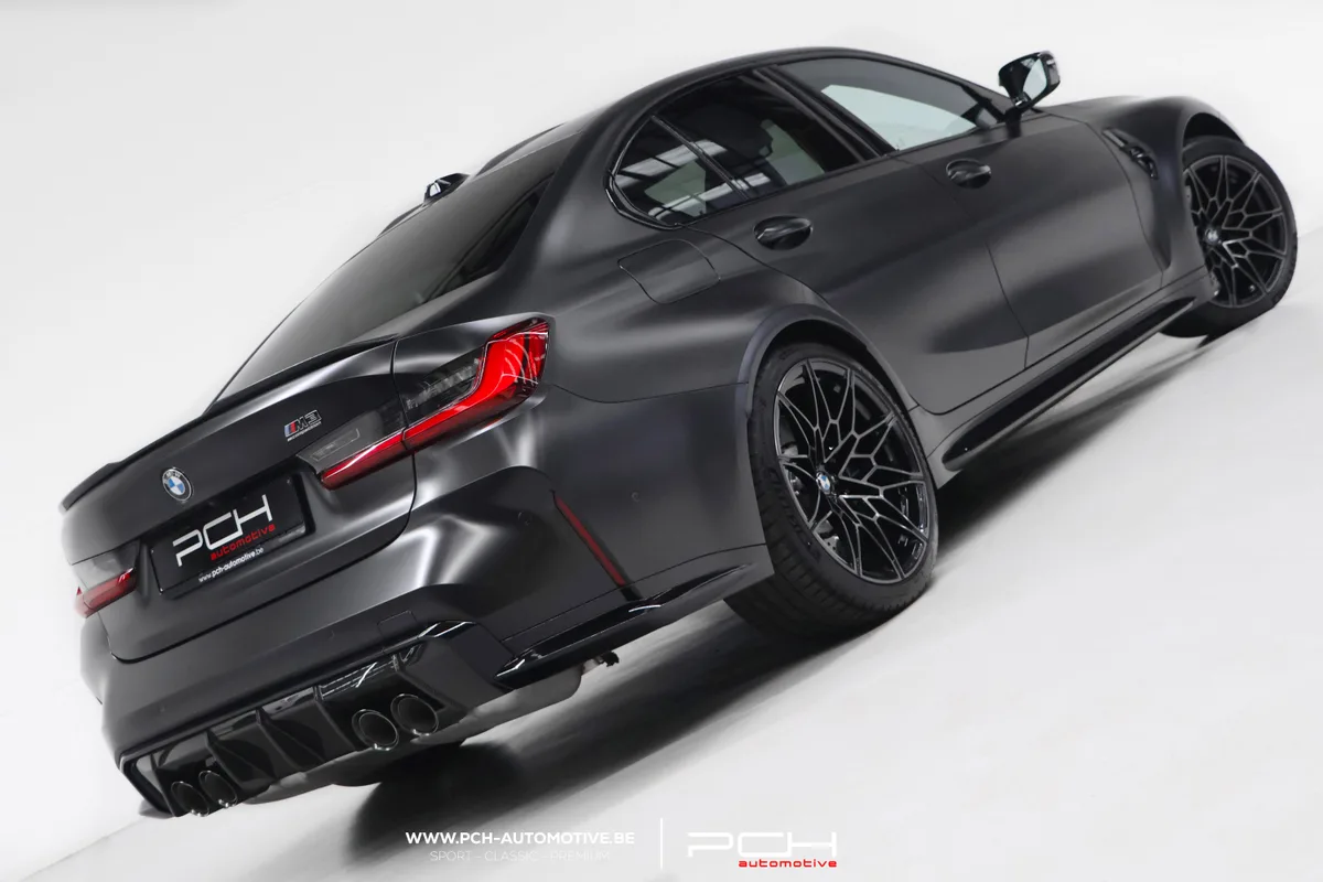 BMW M3 2023 — photo 2