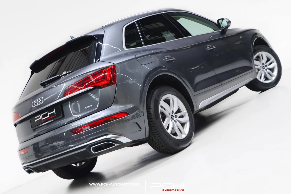 Audi Q5 2021 — photo 2