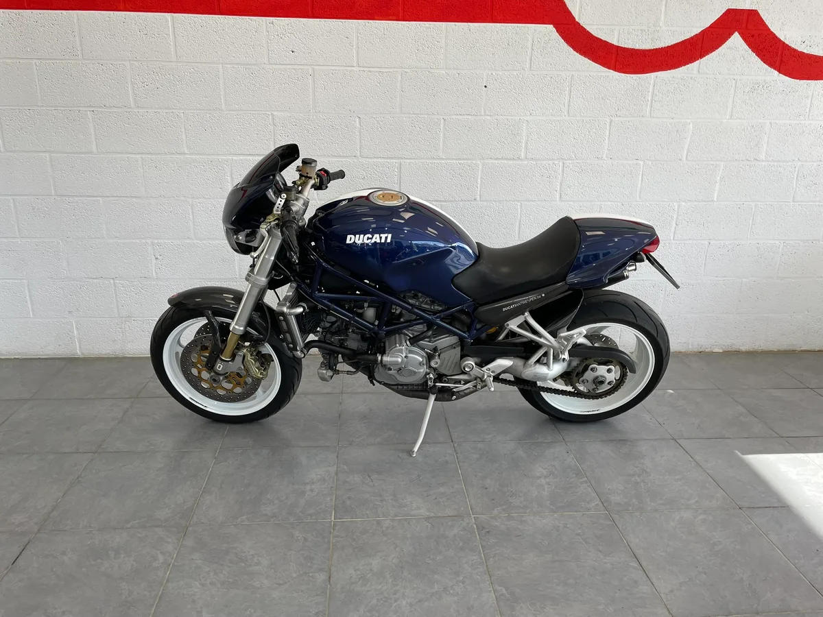Ducati Monster 2005 — photo 4