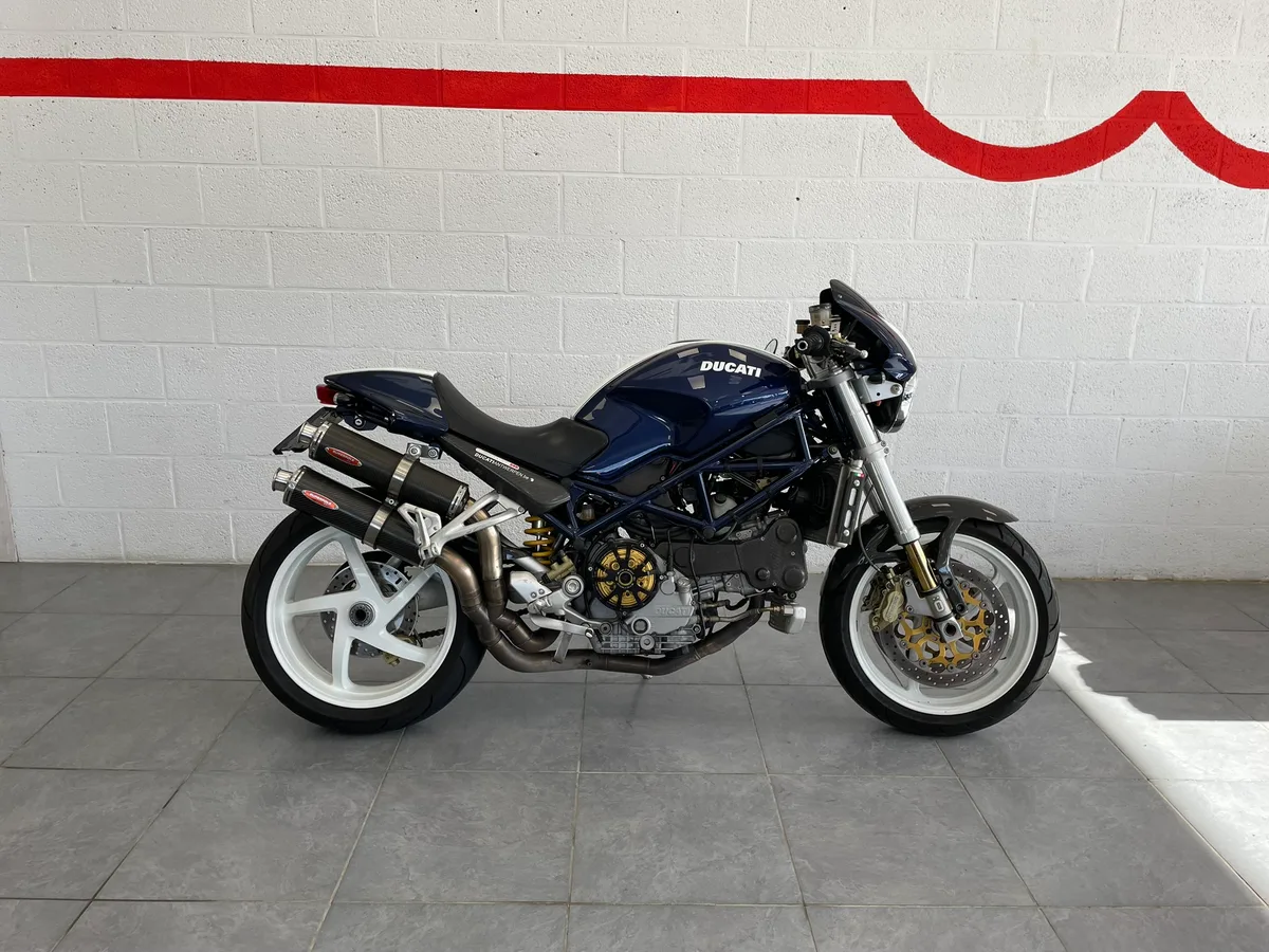 Ducati Monster 2005 — photo 3