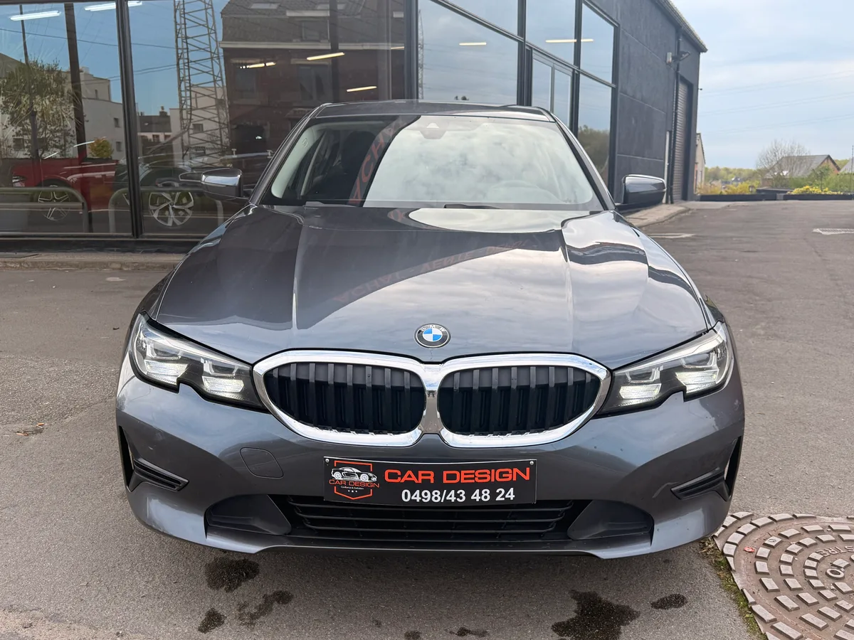 BMW Série 3 2019 — photo 2