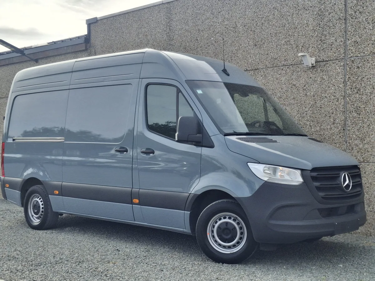 Mercedes-Benz Sprinter Fourgon 2025 — photo 1