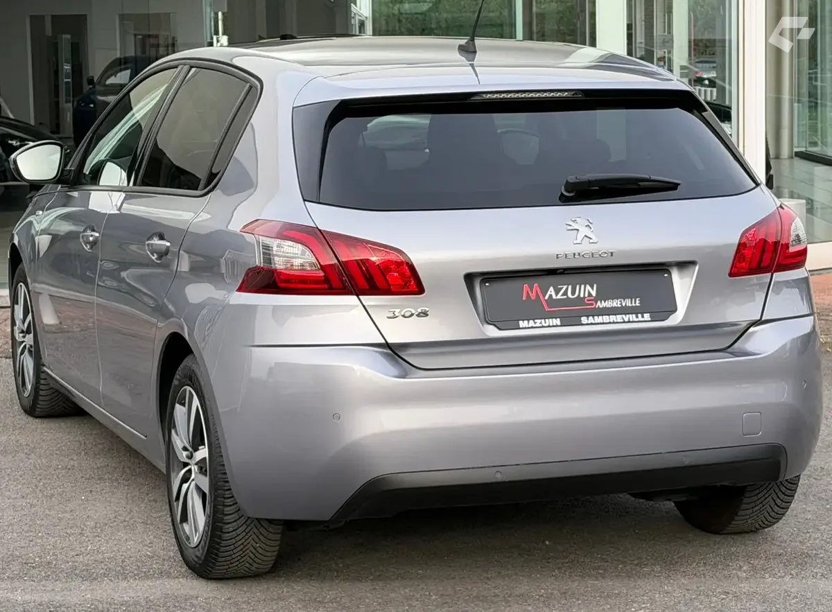 Peugeot 308 2021 — photo 4