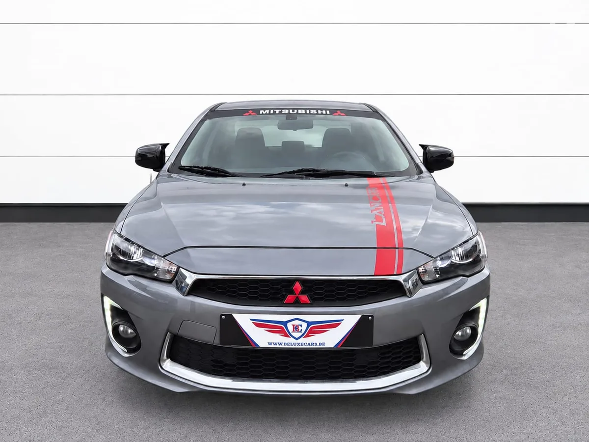 Mitsubishi Lancer 2017 — photo 2