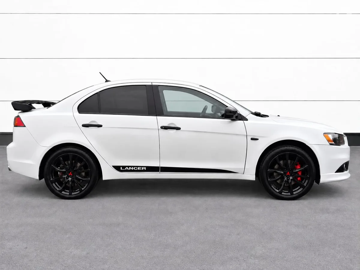 Mitsubishi Lancer 2016 — photo 4