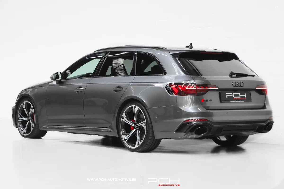 Audi RS4 2022 — photo 4