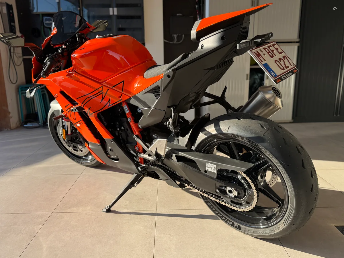 KTM 990 RC R 2026 — photo 2