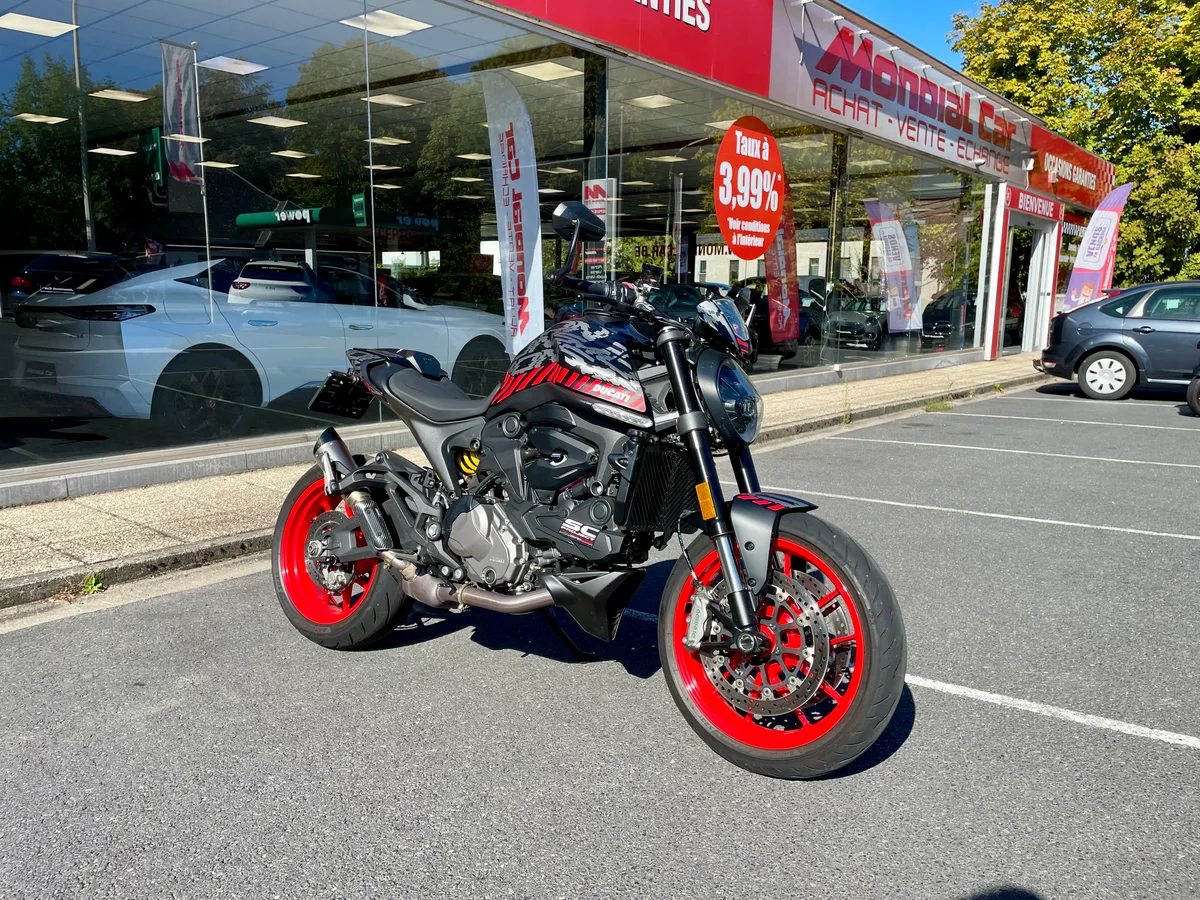 Ducati Monster 2022 — photo 1