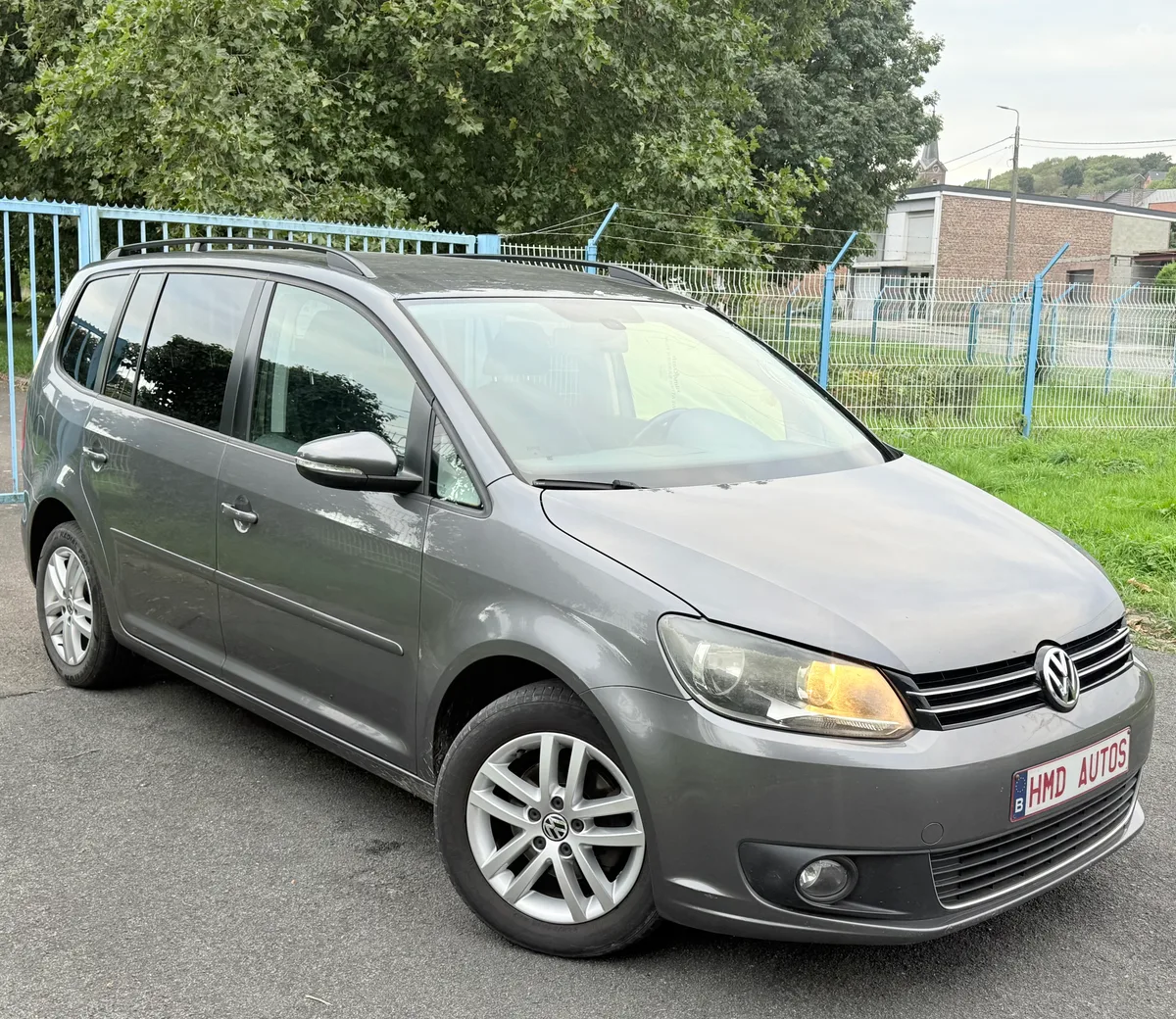 Volkswagen Touran 2010 — photo 3